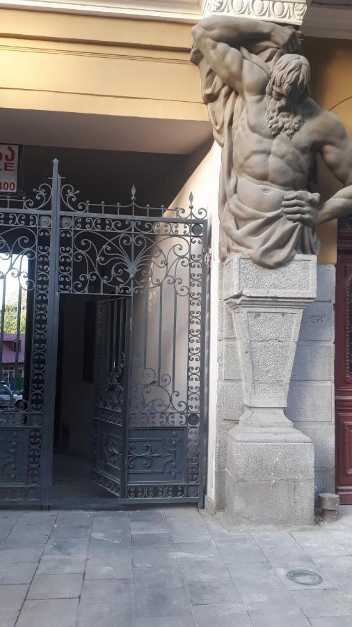 Atoneli Apartamento Tbilisi Exterior foto