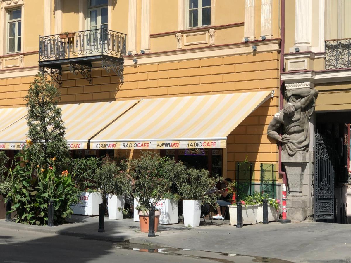 Atoneli Apartamento Tbilisi Exterior foto