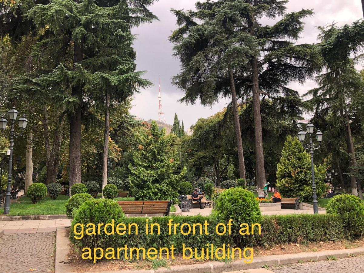 Atoneli Apartamento Tbilisi Exterior foto